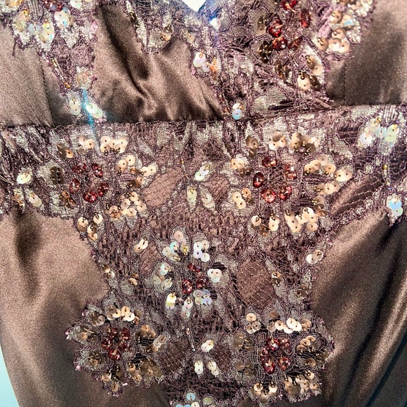 Sue Wong Chocolate Brown embroidered  & beaded gown-LIKE NEW - Picture 7 of 8